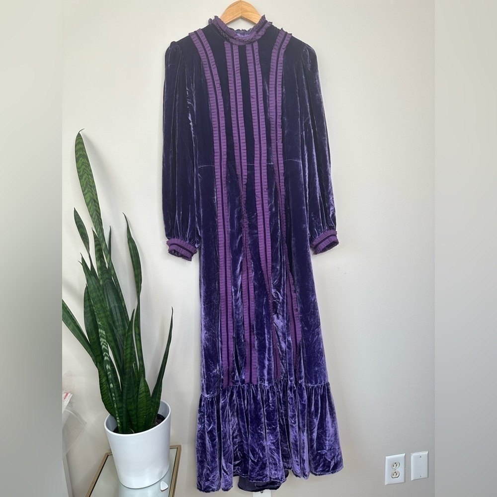 LISOU Gig Ruffle Long Sleeve violet purple Velvet Dress 6 NWT - Picture 4 of 14
